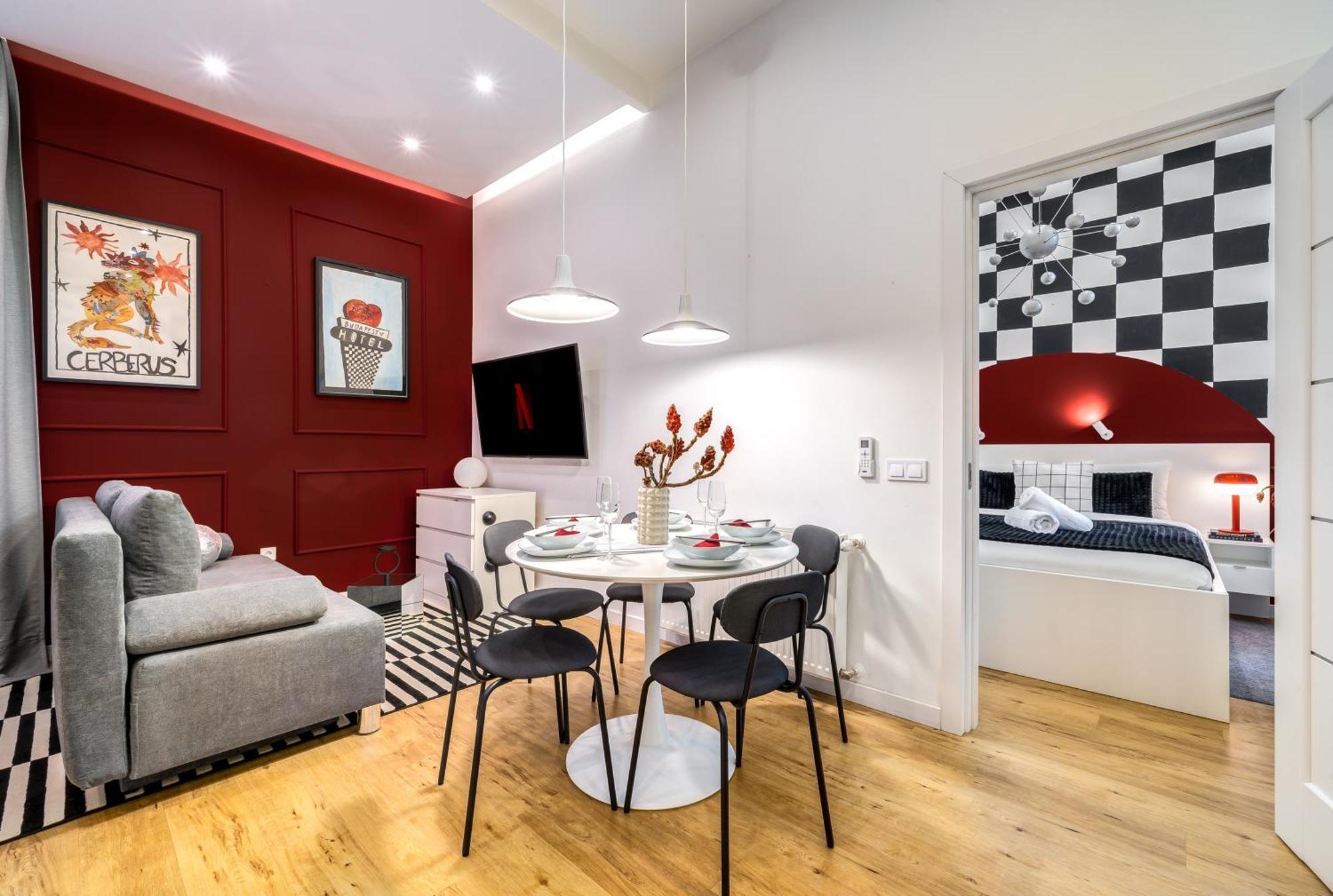 Luxury Downtown Twin Residences — Photos 3